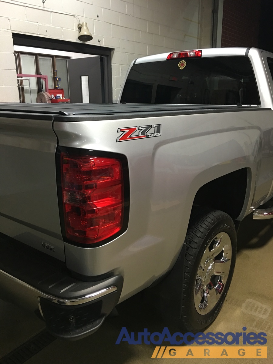 Bakflip Mx4 Tonneau Cover >> 2014-2019 Chevy Silverado BakFlip MX4 Tonneau Cover - BAK 448121 Bakflip Mx4 Tonneau Cover >> 2014-2019 Chevy Silverado BakFlip MX4 Tonneau Cover - BAK 448121