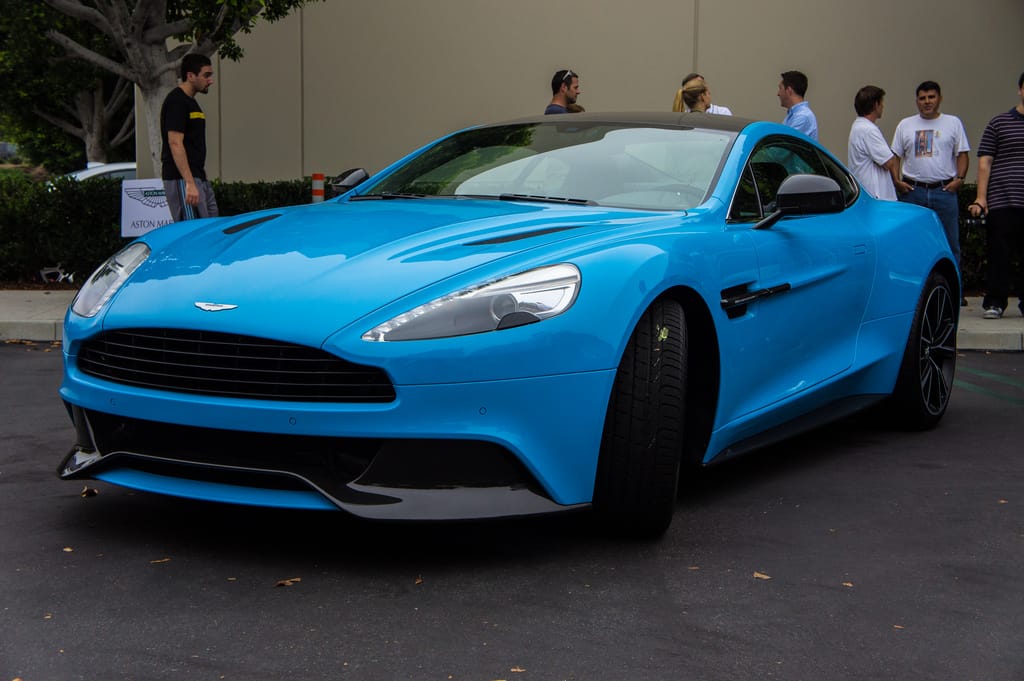 Aston Martin Vanquish 