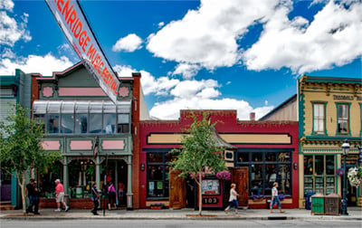 55 Best Small Towns to Visit on a Road Trip of America