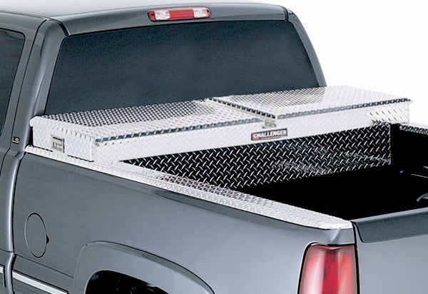 Lund Challenger Gull-Wing Crossover Truck Toolbox