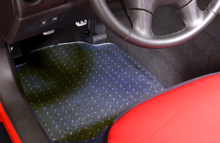 Clear Nibbed Vinyl CFMB5FVW9274 Coverking Front and Rear Floor Mats for Select Volkswagen Passat Models Clear Nibbed Vinyl CFMB5FVW9274 Coverking Front and Rear Floor Mats for Select Volkswagen Passat Models