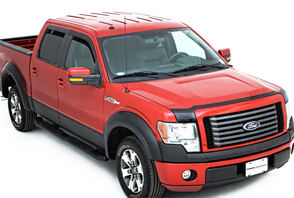 Lund Seamless Blackout Trim Package