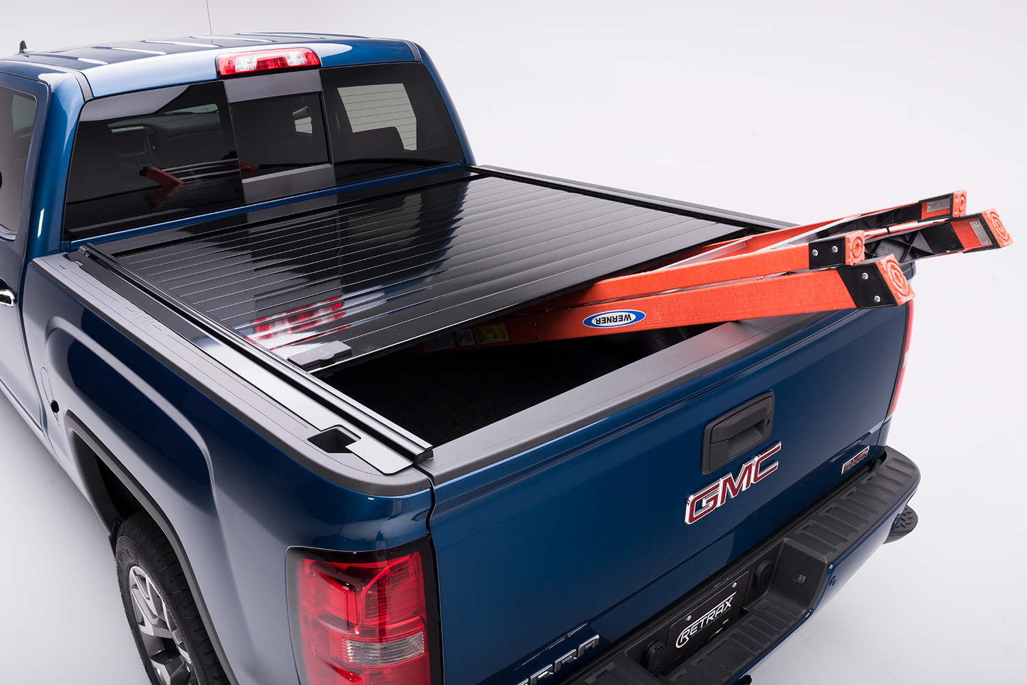Retrax Powertrax Pro Tonneau Cover Free Shipping