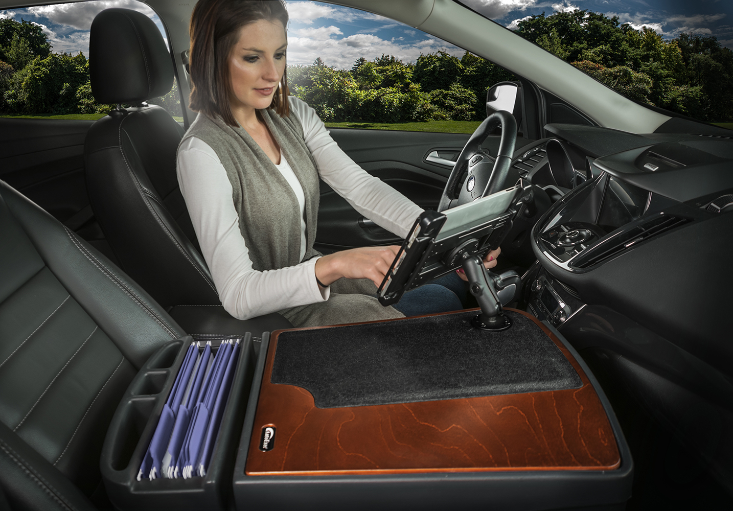 AutoExec GripMaster with Tablet Mount Car Desk iPad Holder