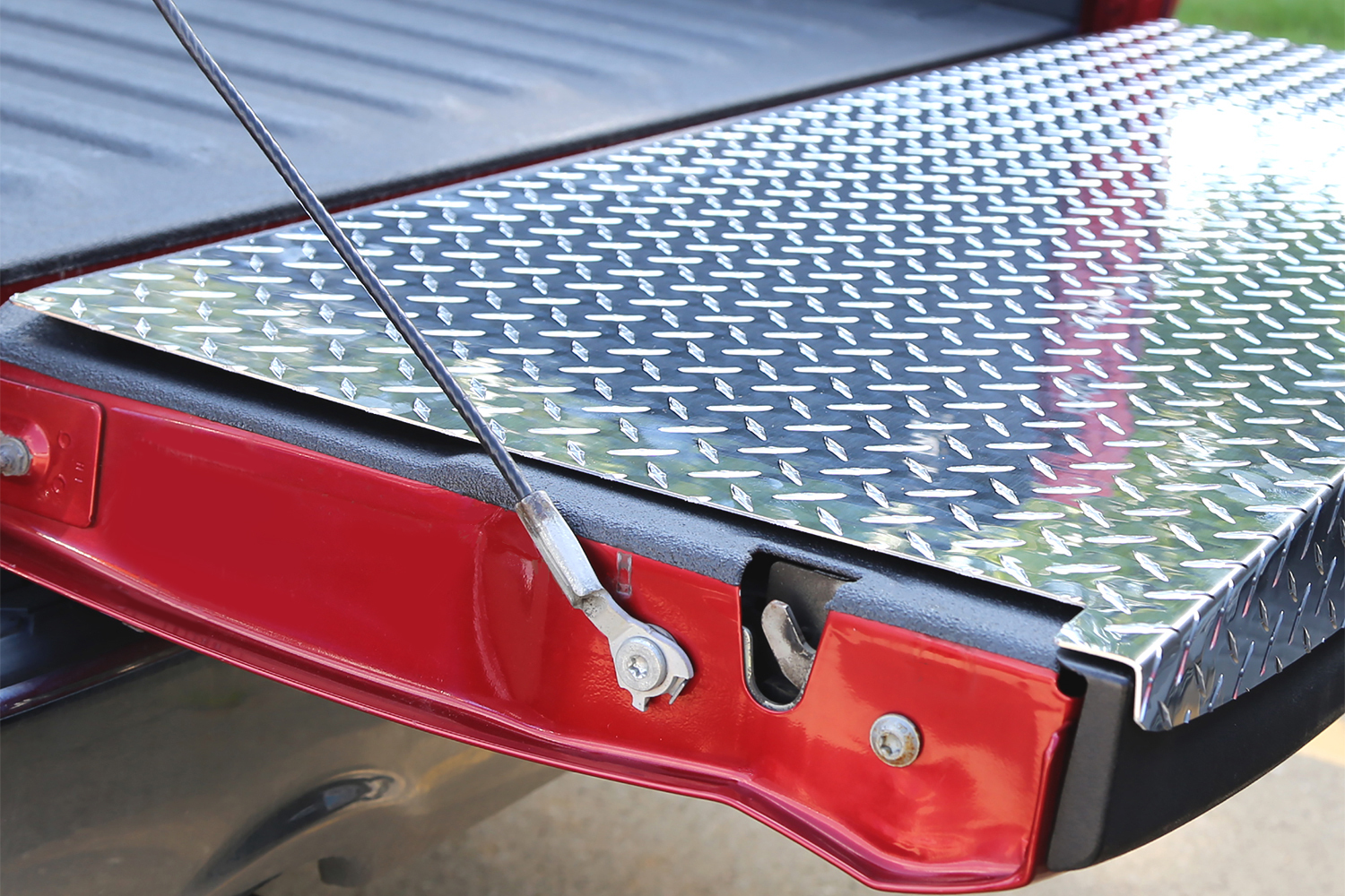 Dee Zee Tailgate Protector Free Shipping and Price Match Guarantee