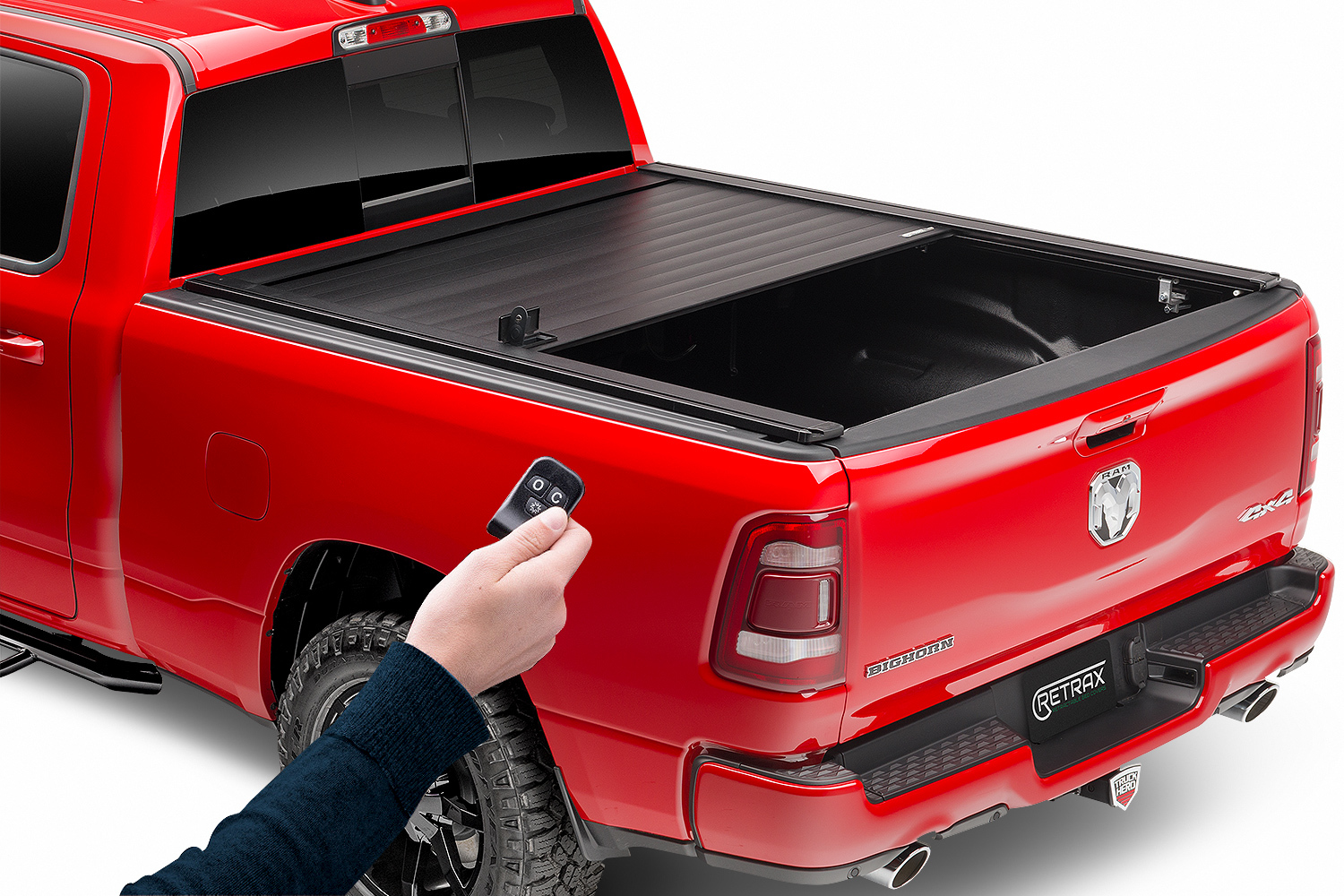 retrax-powertrax-pro-xr-tonneau-cover-free-shipping