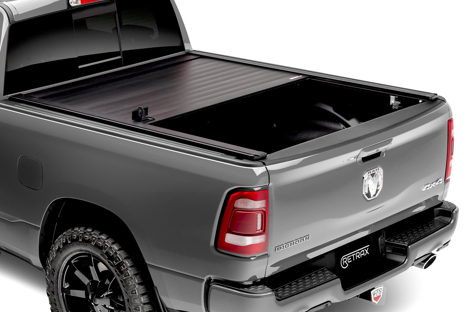 retrax-pro-xr-tonneau-cover-free-shipping-and-price-match-guarantee