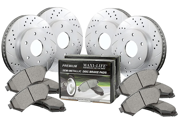 Maxim Drilled & Slotted Geomet Coated Metallic Brake Kit