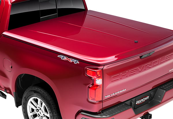 Undercover LUX Tonneau Cover