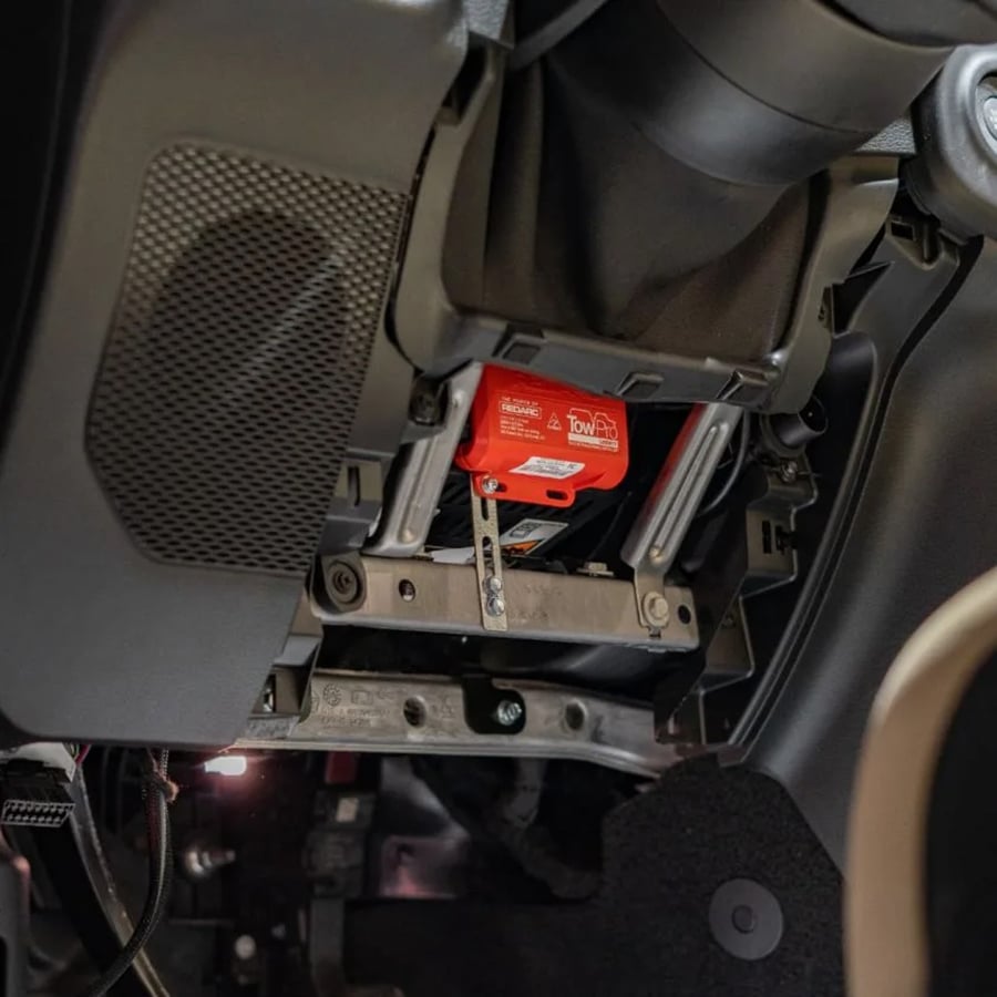 REDARC TowPro Liberty Electric Universal Brake Controller Read