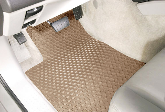 Intro-Tech Floor Mats VW-207-RT-T Custom Floor Mat Fits 09-12 Routan 