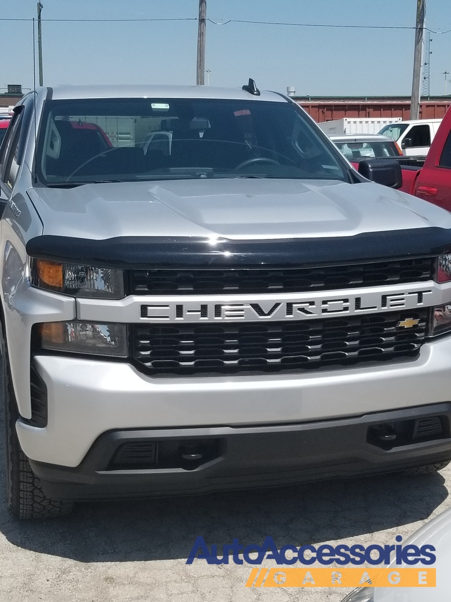 20192024 Chevy Silverado AutoVentshade Bugflector II Bug & Stone