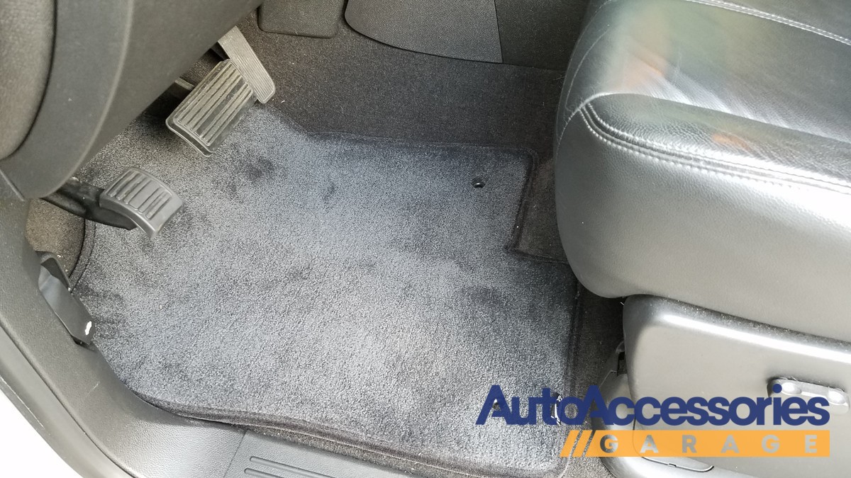 Lloyd Ultimat Floor Mats photo by David W