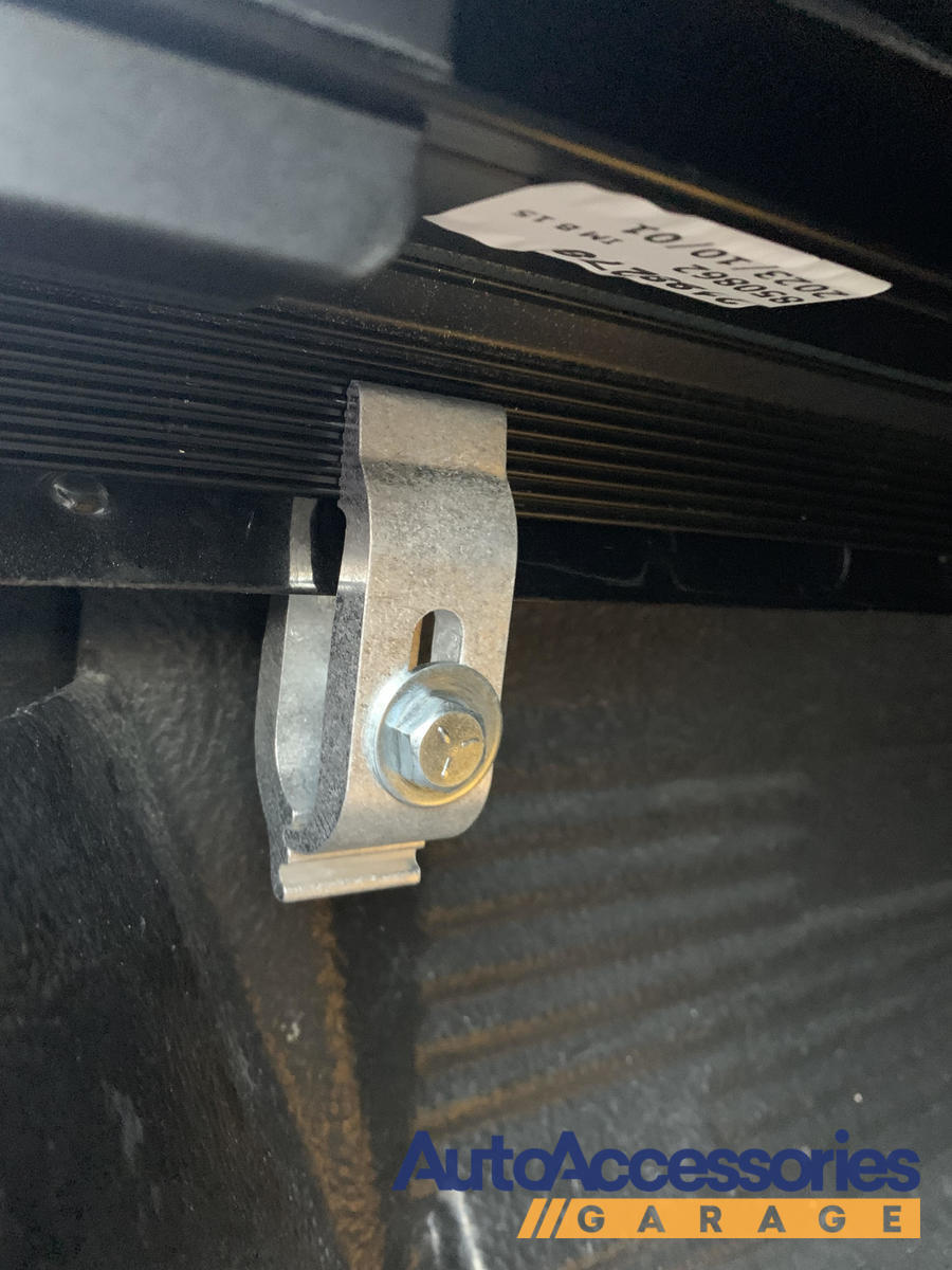 Lund Genesis Elite Roll Up Tonneau Cover photo by Dominic S
