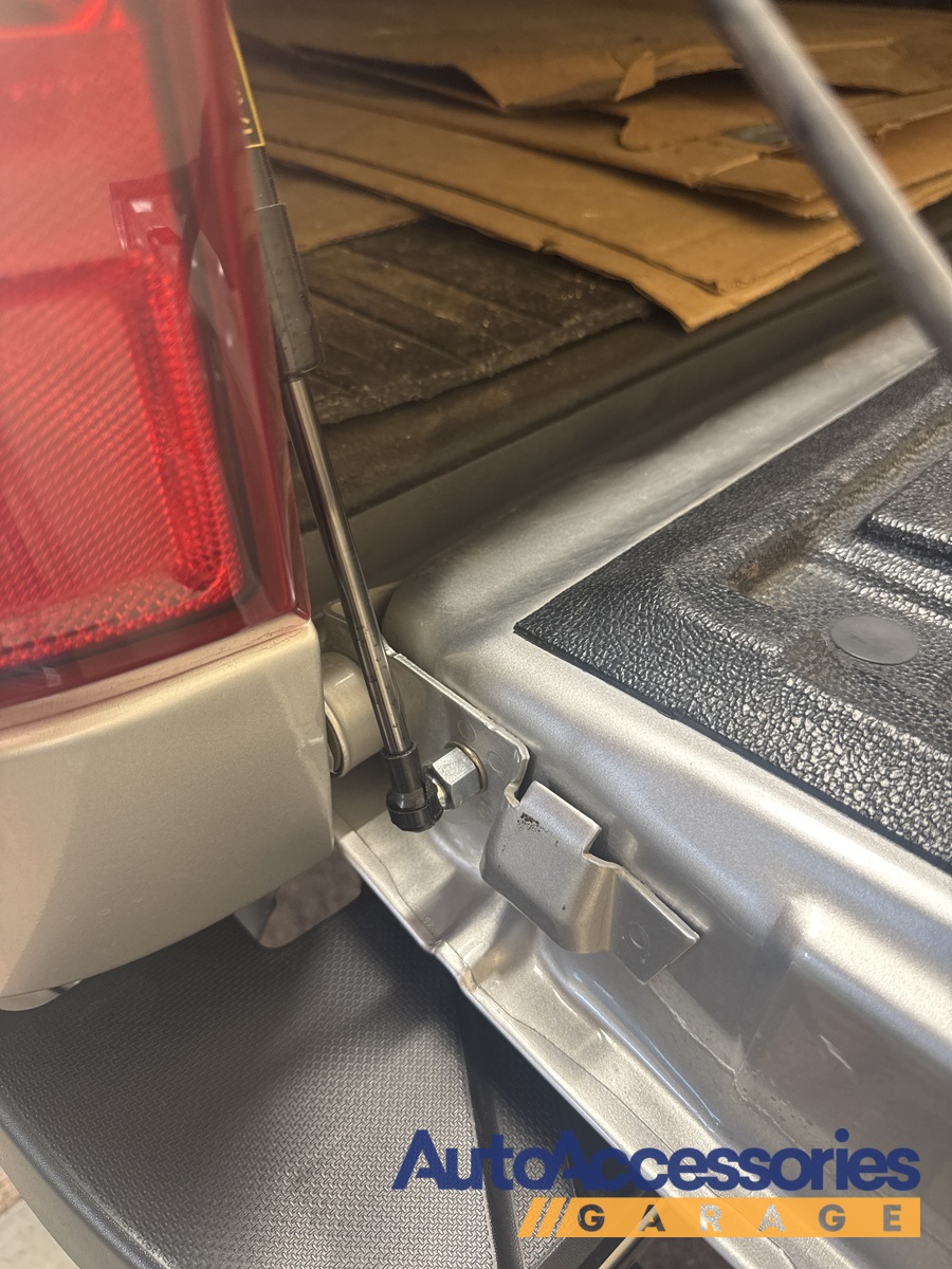 Dee Zee Tailgate Assist photo by Joe C