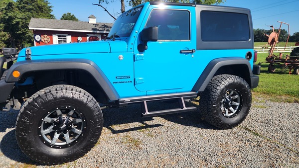 Customer Photo by Dlacroix.Nsc L, who drives a Jeep Wrangler