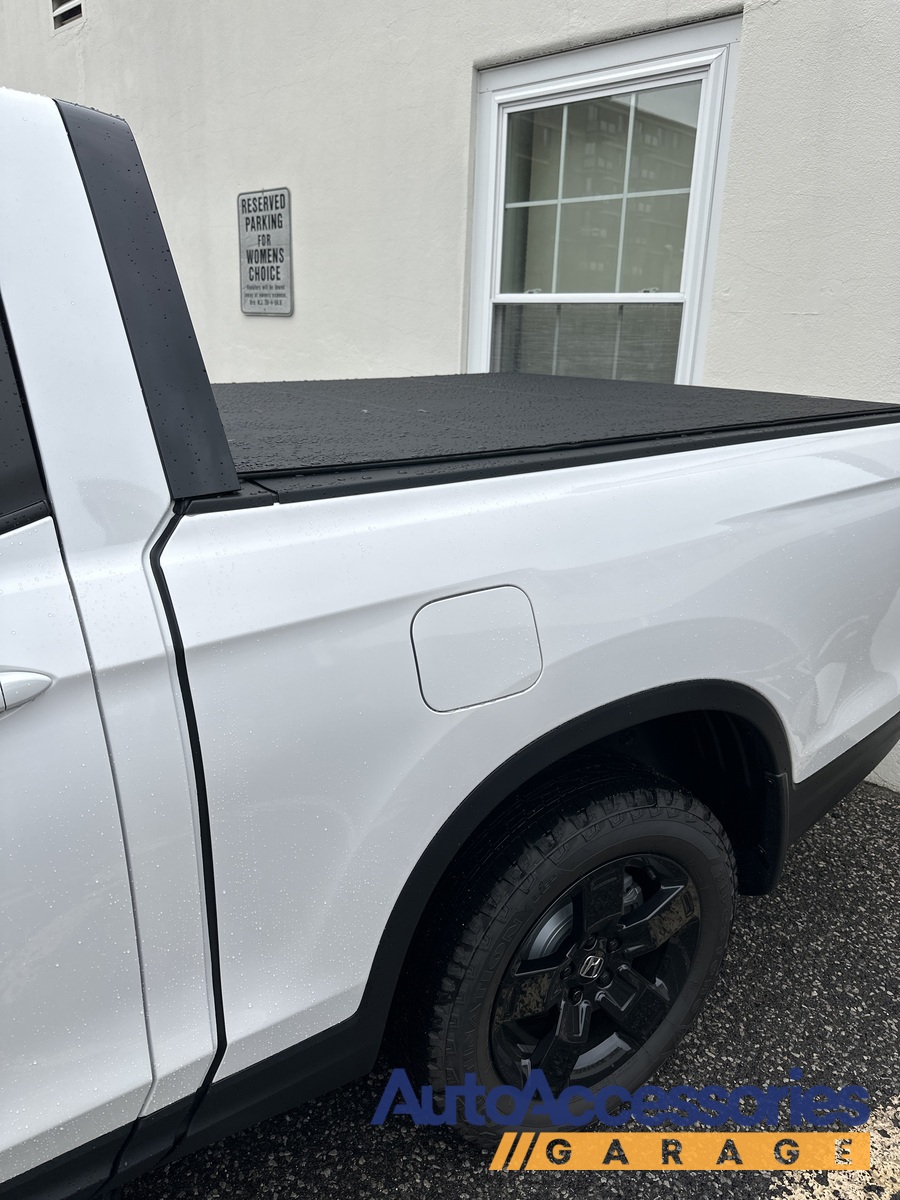 LOMAX Tri-Fold Tonneau Cover photo by Rwatkins625 W
