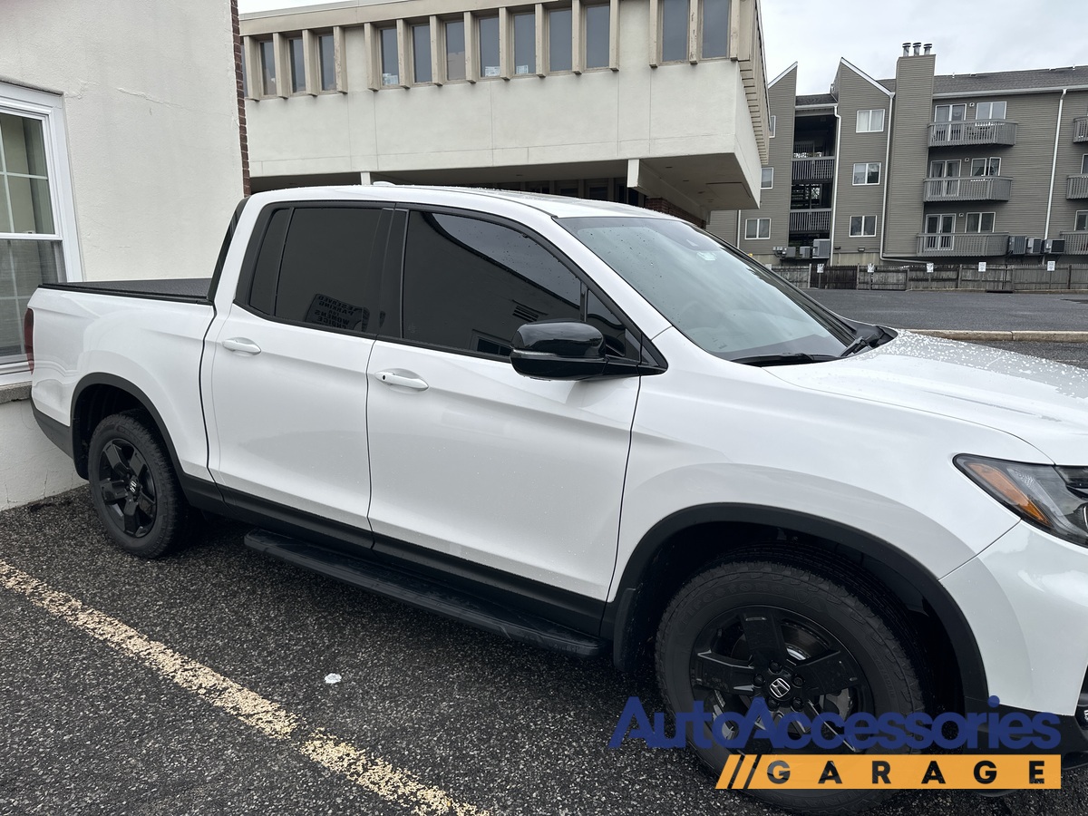 LOMAX Tri-Fold Tonneau Cover photo by Rwatkins625 W