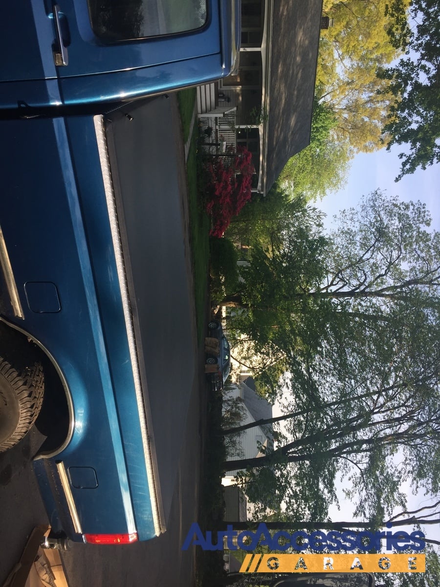 Advantage Hard Hat Advantage Hardhat Folding Tonneau Cover