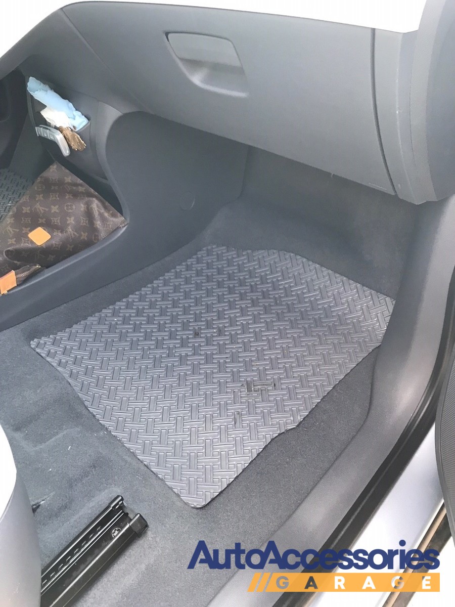 Northridge Heavy-Duty Rubber Car Mats - Front Row SEATS