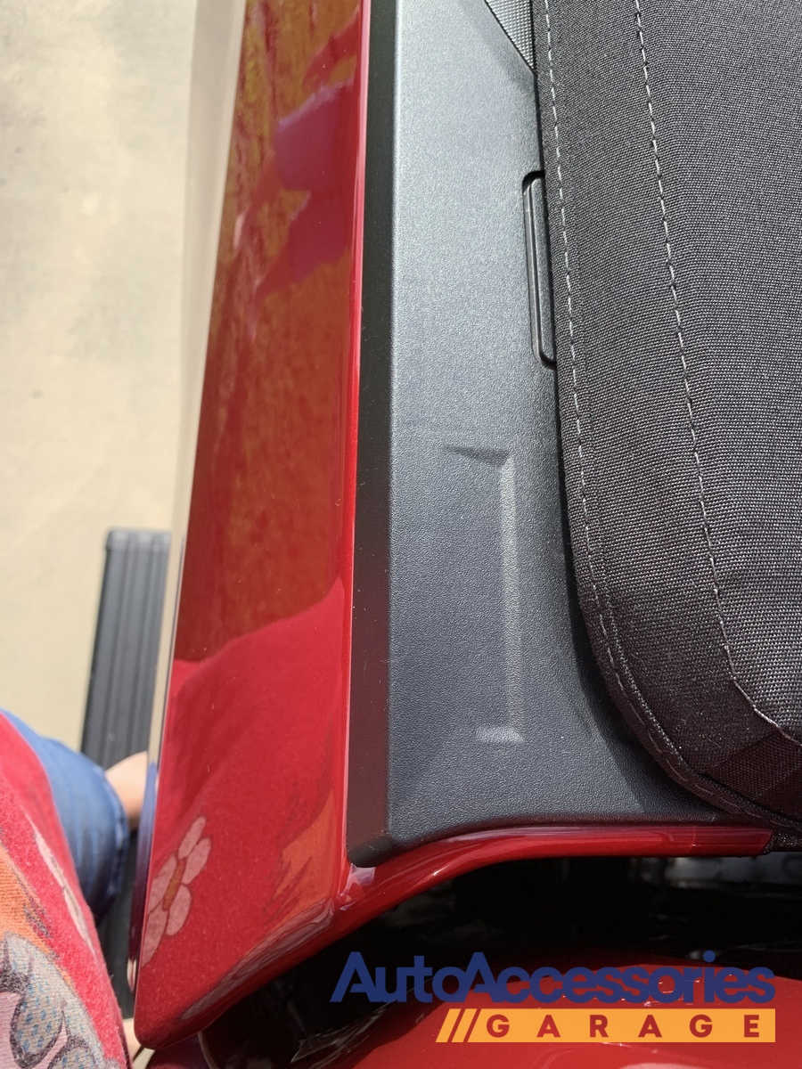 Advantage Hard Hat Advantage Hardhat Folding Tonneau Cover